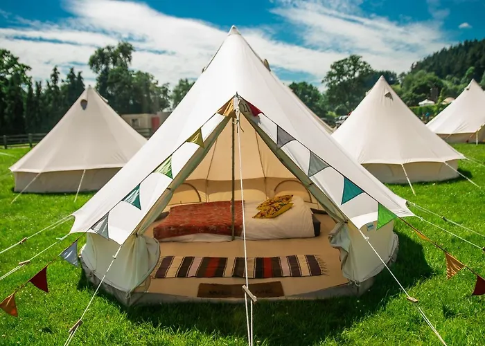Fred\'S Yurts At Hay Festival